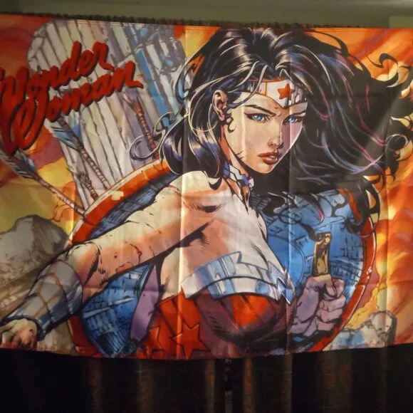 Wonder Woman flag - Picture 2 of 6